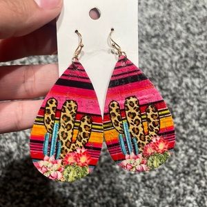 Cactus earrings!